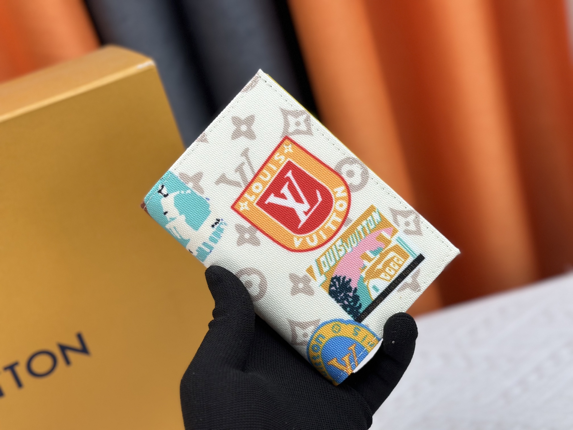 ルイ・ヴィトン パスポートカバー クーヴェルテュール･パスポール