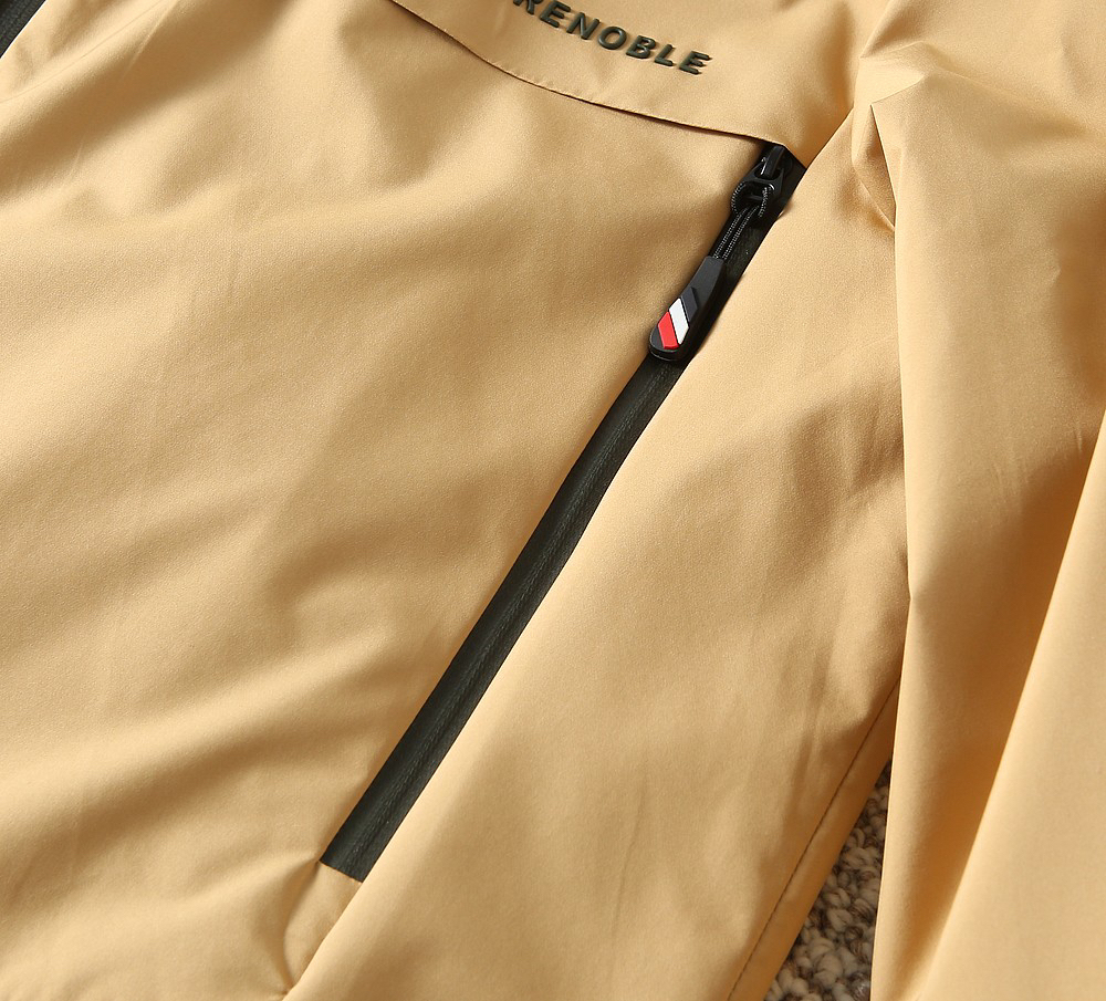 モンクレール「Moncler」秋のスタイル フード付きジャケット