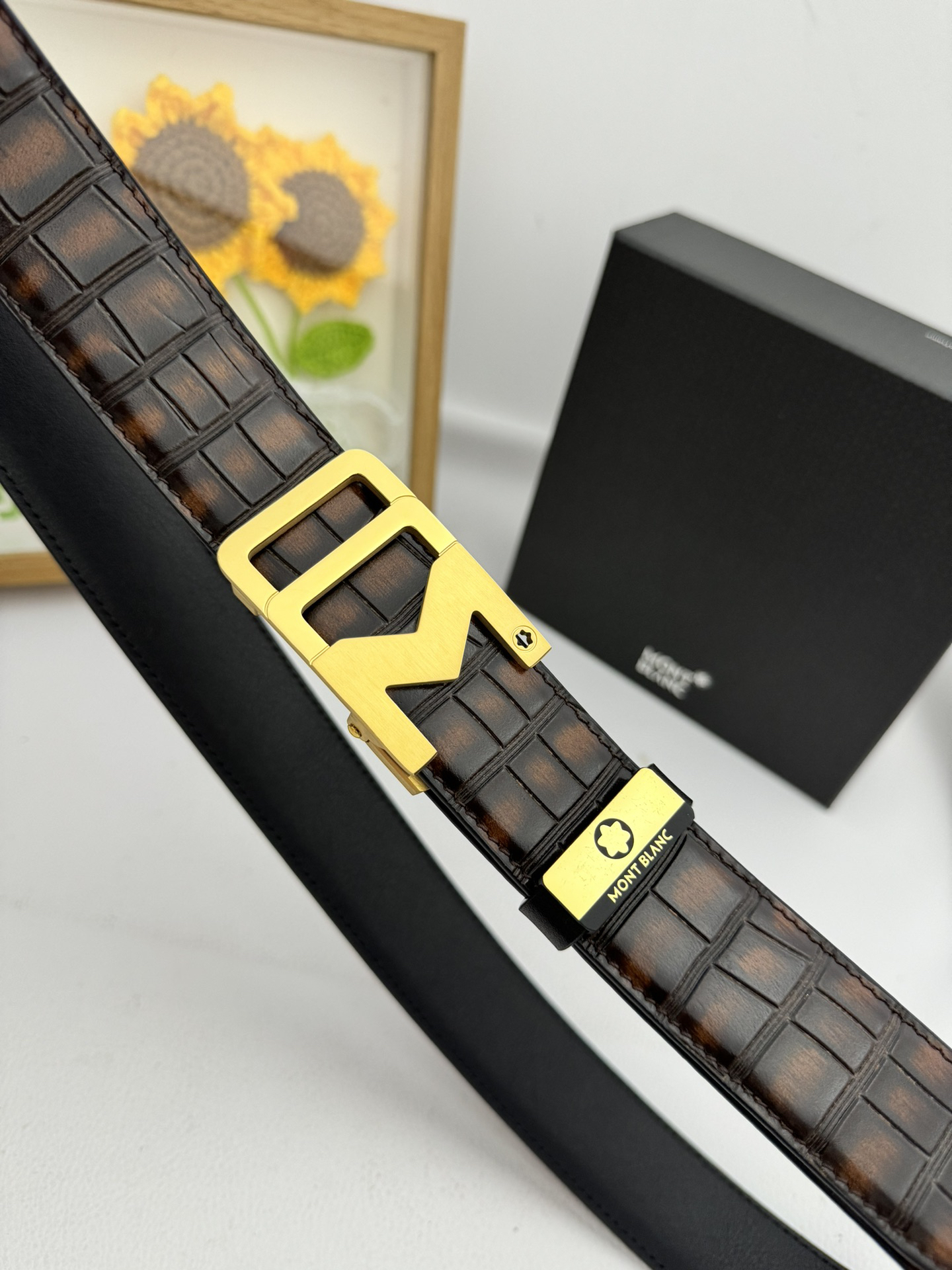 【厳選在庫】Montblanc ビジネスマン正装ベルト「全長約 100cm」