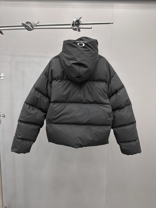 バレンシアガ「Balenciaga」‌秋冬ファッションレディースダウンジャケット