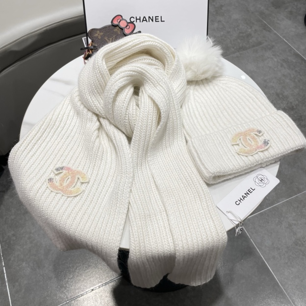 【定番人気】シャネル 秋冬 防寒アクセサリー マフラー＆ハットセット