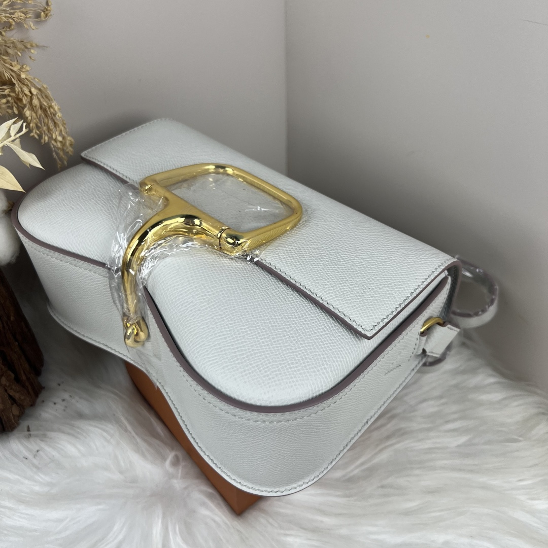 【厳選新入荷】エルメス Della Cavalleria Elan サドル金具クロスボディバッグ「乗馬モチーフ本革ショルダー」