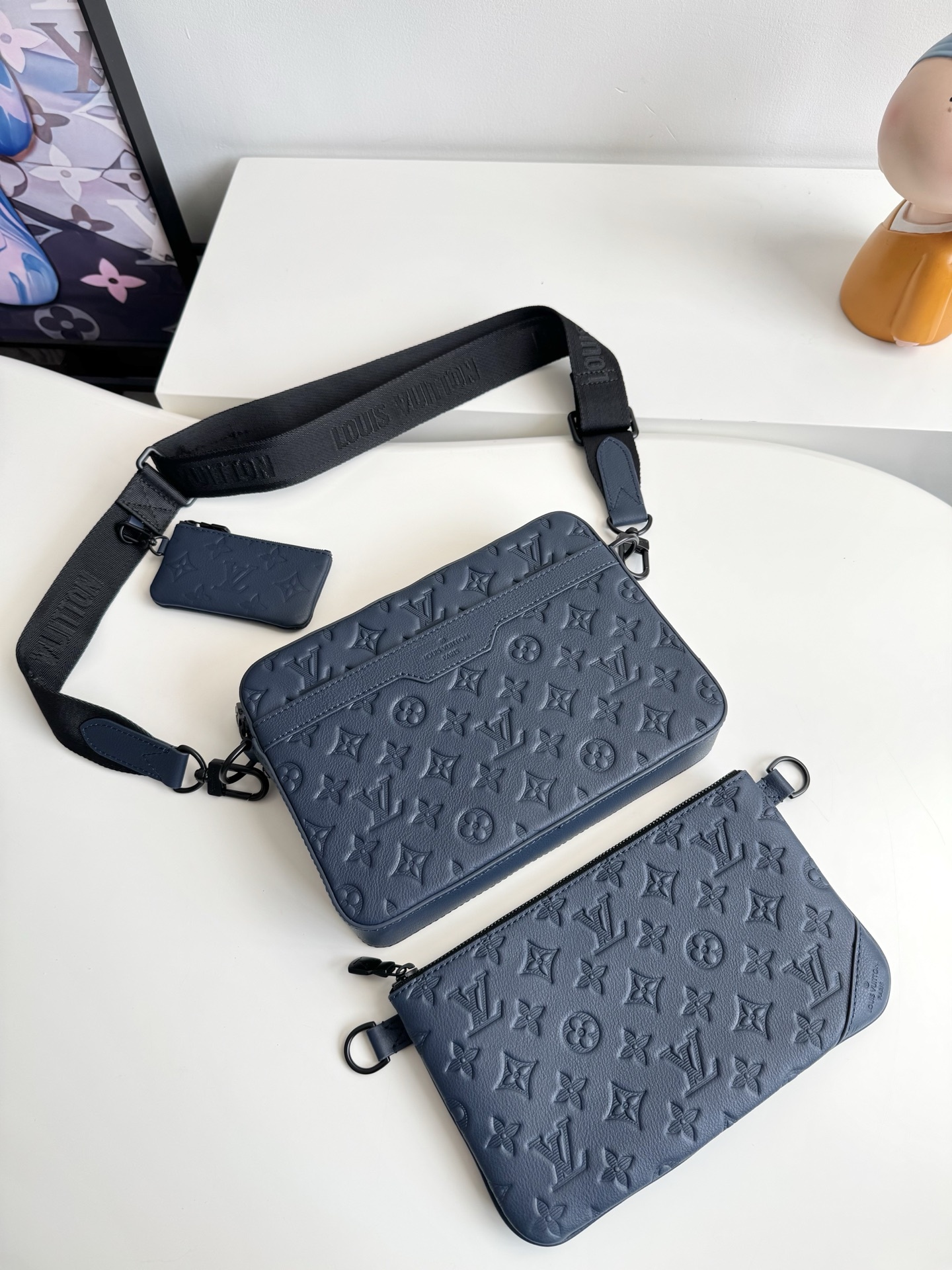 ルイ・ヴィトン「Louis Vuitton」スタイリッシュ メッセンジャーバッグ