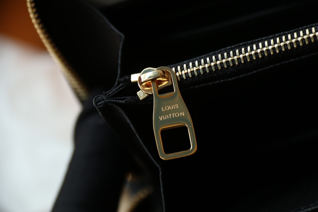 ルイ・ヴィトン ジッピー･ウォレット