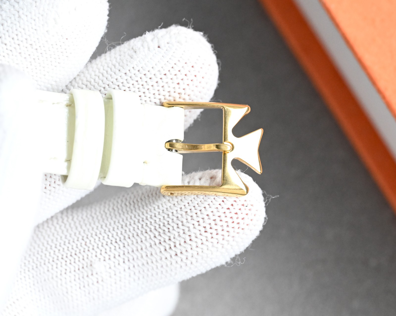 ヴァシュロン・コンスタンタン［Vacheron Constantin］フルール・デュ・ジャルダン レディースジュエリーウォッチ33MM