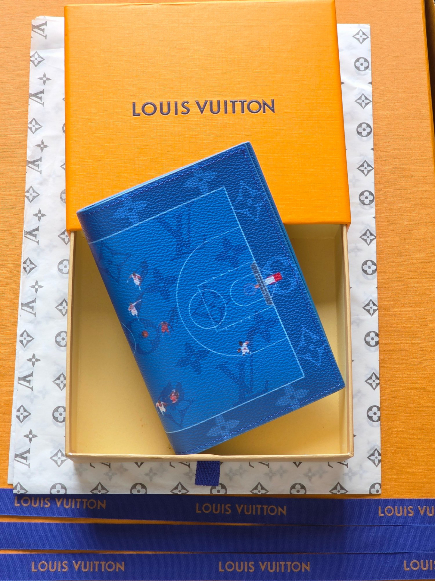 ルイ・ヴィトン パスポートカバー クーヴェルテュール･パスポール