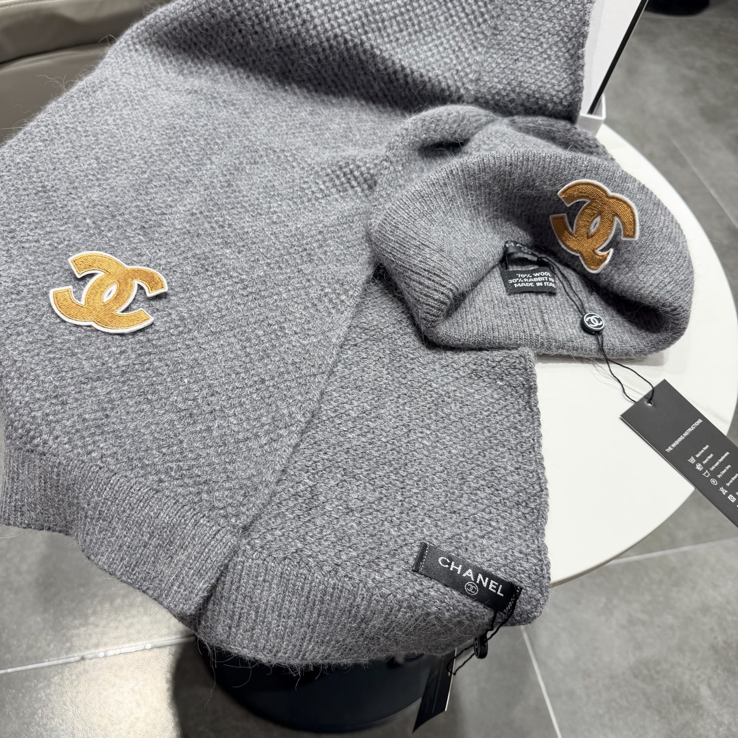【定番人気】シャネル 秋冬 防寒アクセサリー マフラー＆ハットセット