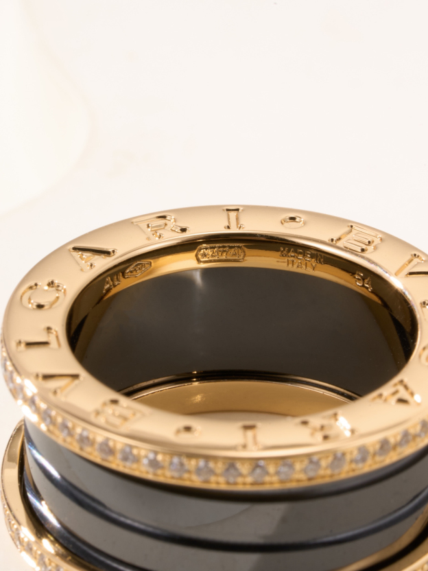 ブルガリ「Bvlgari」エレガントなリングコレクション