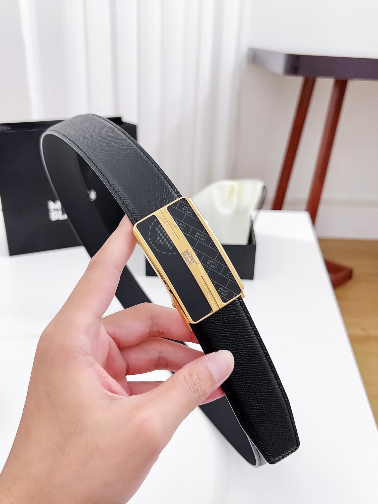 【厳選在庫】Montblanc ビジネスマン正装ベルト「全長約 100cm」