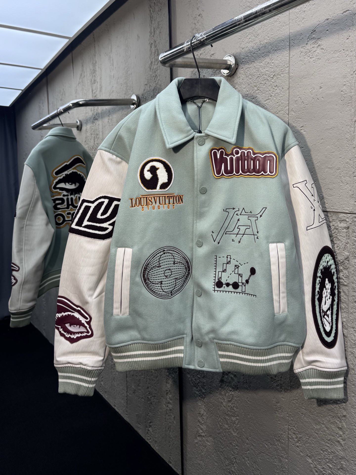 ルイ・ヴィトン「Louis Vuitton」モダンベースボールジャケット