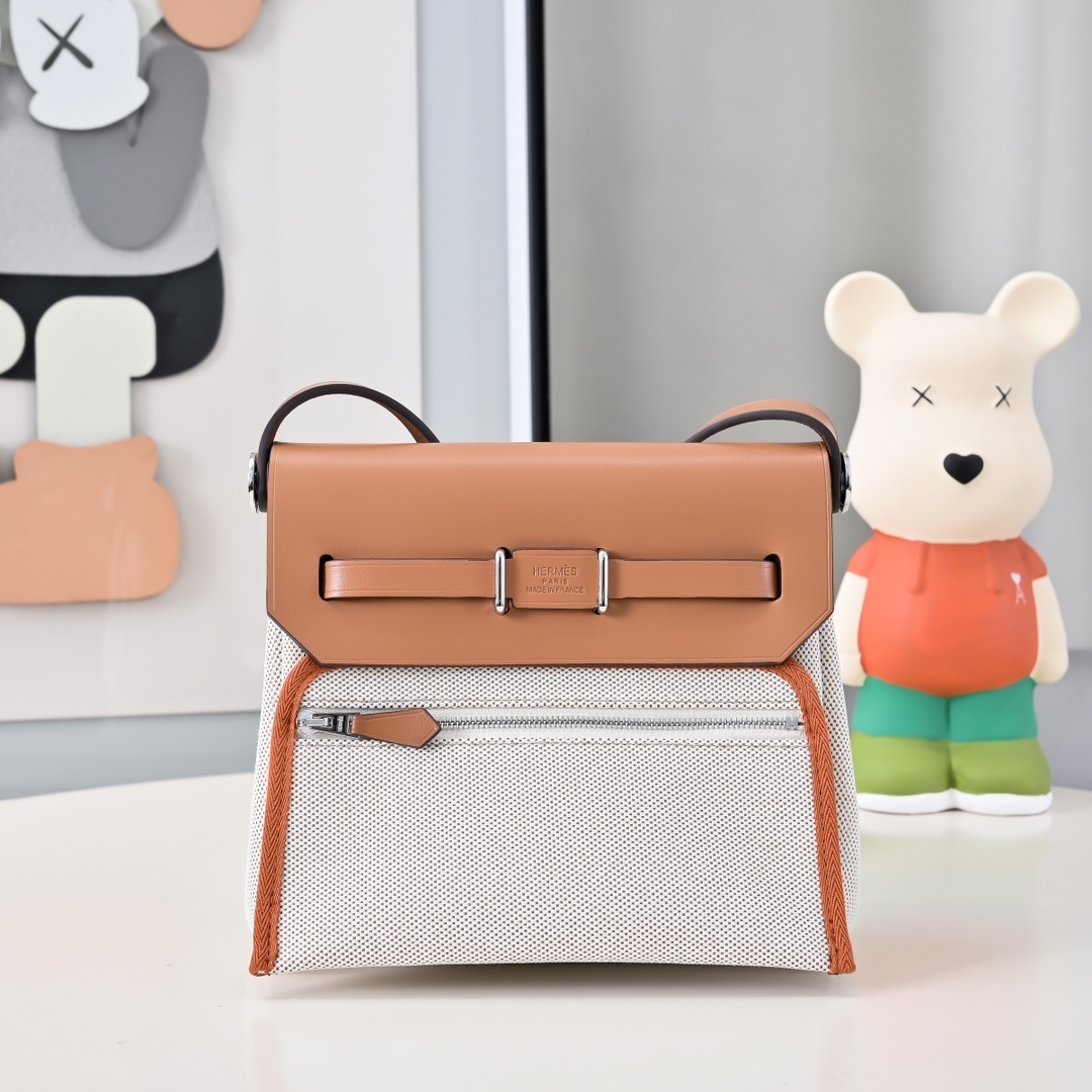 エルメス「Hermès」ミニ ハーバッグ メッセンジャー 20「Mini Herbag Bag」