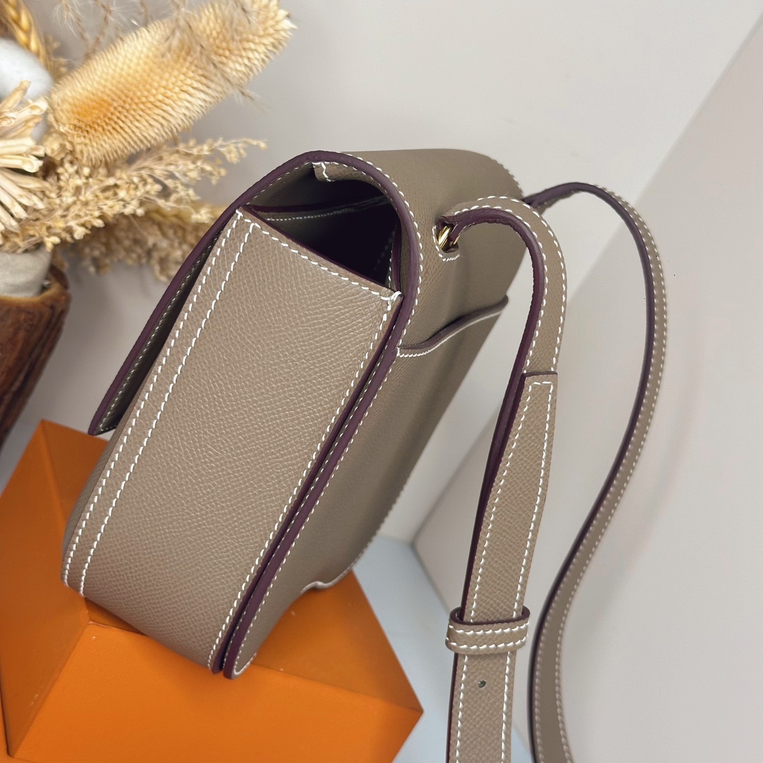 【厳選新入荷】エルメス Della Cavalleria Mini サドル金具クロスボディバッグ「乗馬モチーフ本革ショルダー」