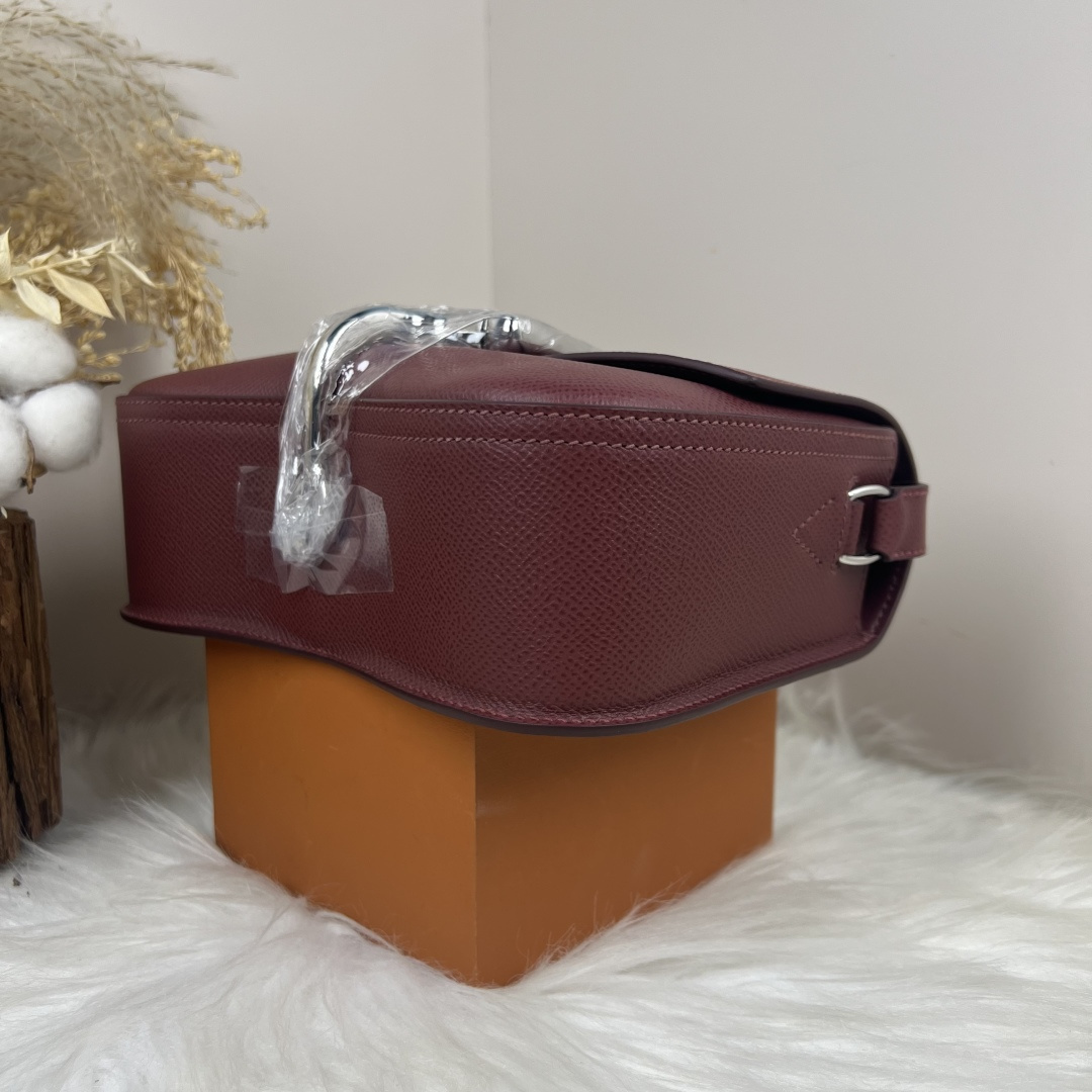 【厳選新入荷】エルメス Della Cavalleria Elan サドル金具クロスボディバッグ「乗馬モチーフ本革ショルダー」