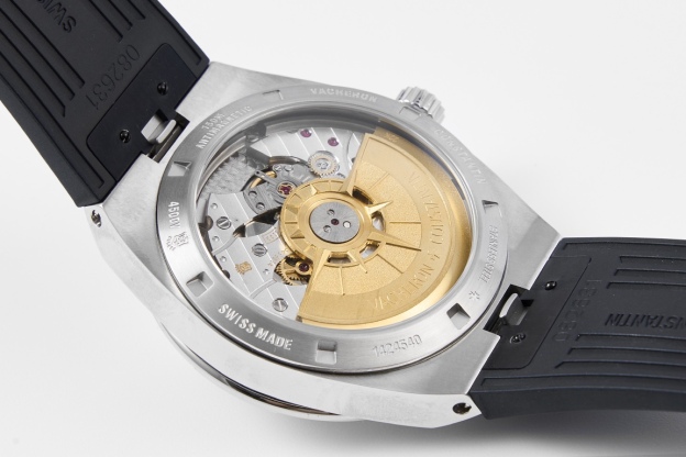 ヴァシュロン・コンスタンタン オーヴァシーズ 41mm