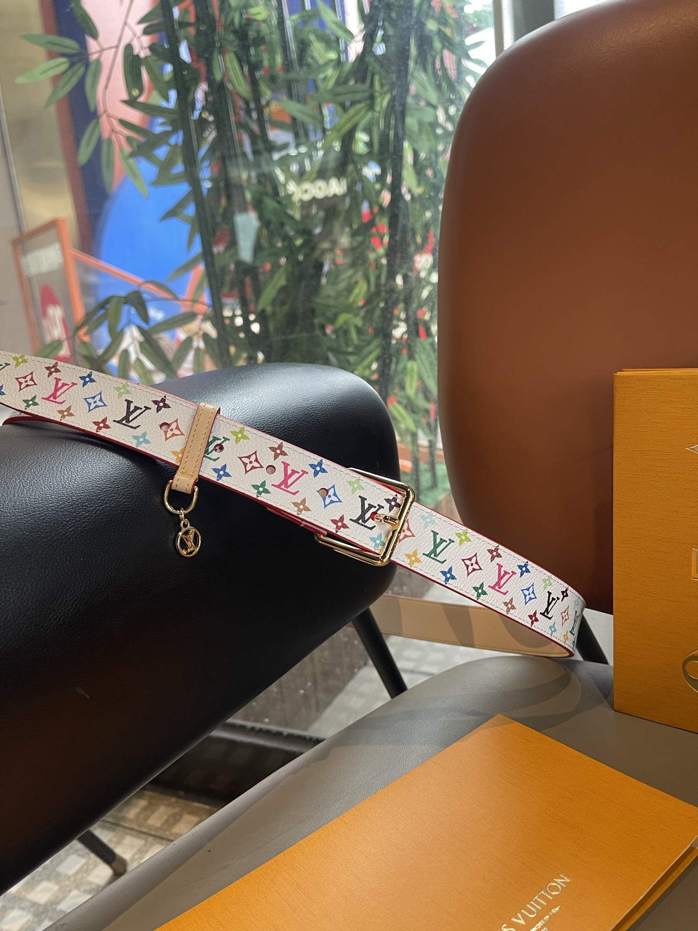 【新商品入荷】Louis Vuitton クラシックハイクオリティベルト「全長約 100cm」