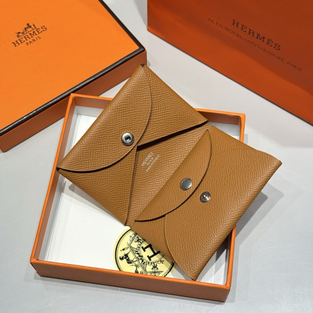 【限定新入荷】エルメス Calvi Duo 二層仕様カードケース「薄型収納」