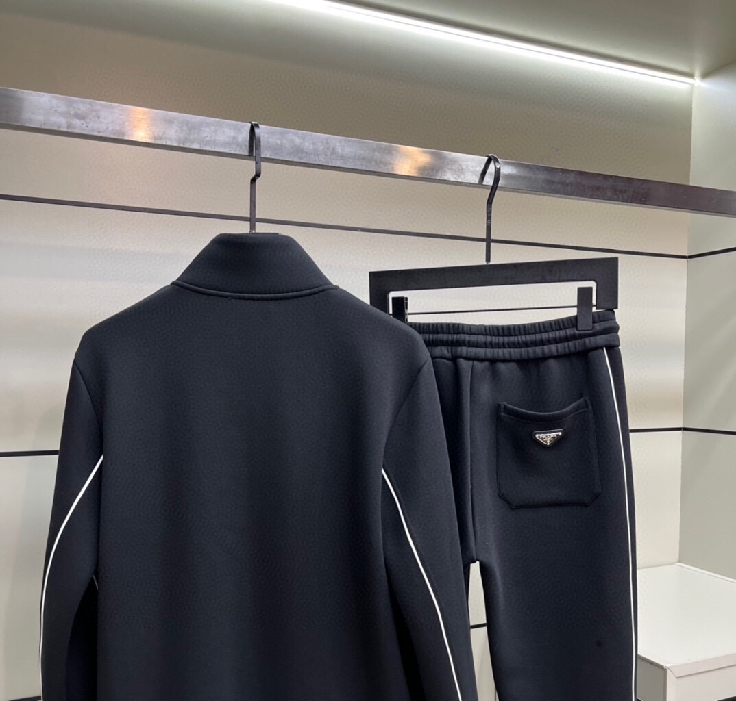 プラダ「Prada」メンズ  カジュアルスポーツセット