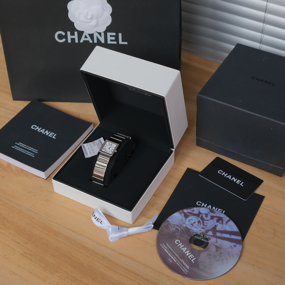 シャネル「Chanel」Première 腕時計 23x23MM
