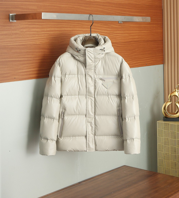 プラダ「Prada」冬季新作フード付きダウンジャケット 男女兼用