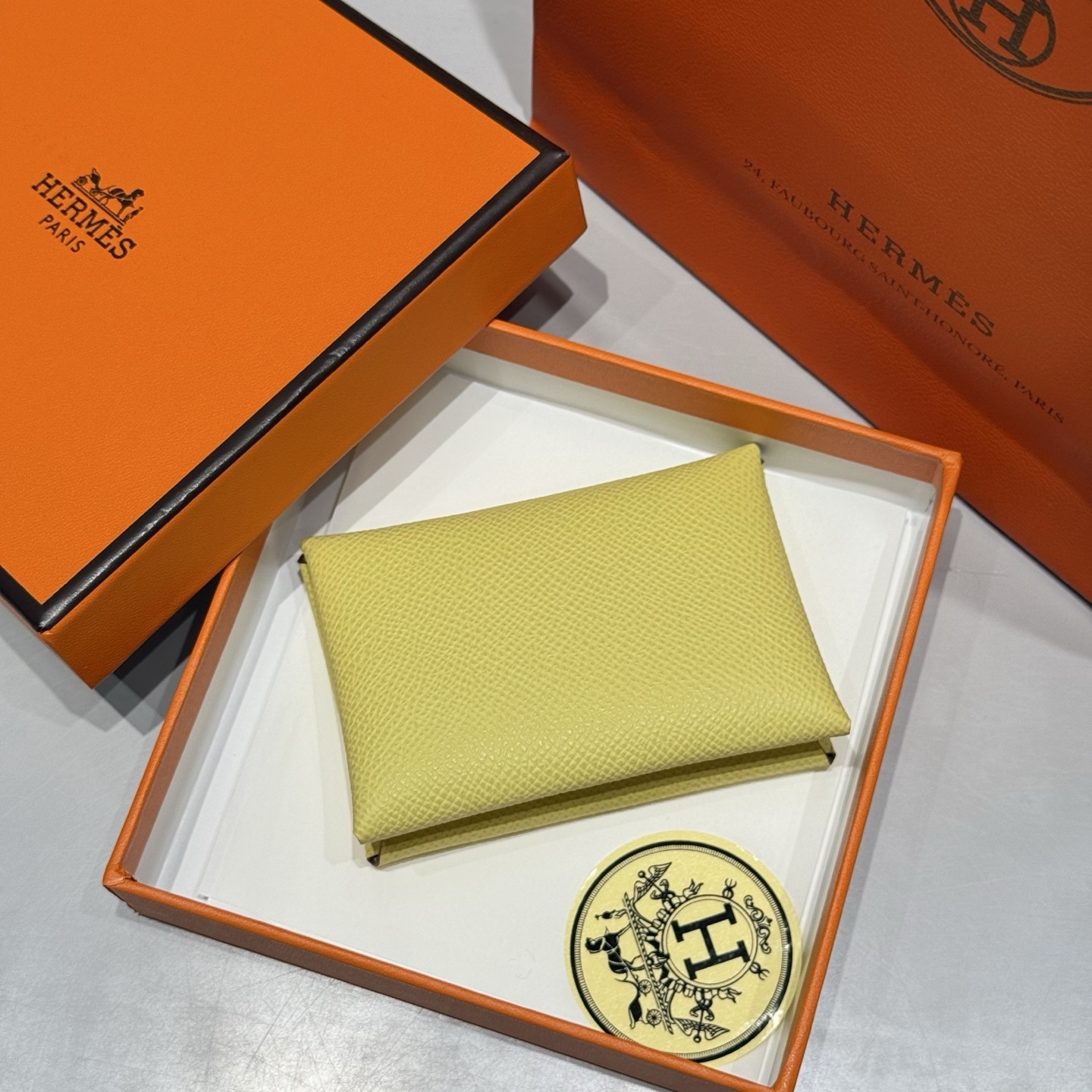 エルメス「Hermès」カルヴィ・デュオ 超実用的カードケース 6色