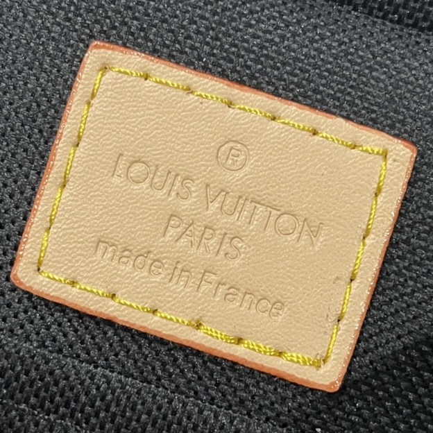 ルイ・ヴィトン「Louis Vuitton」新作 Trio メッセンジャーバッグ
