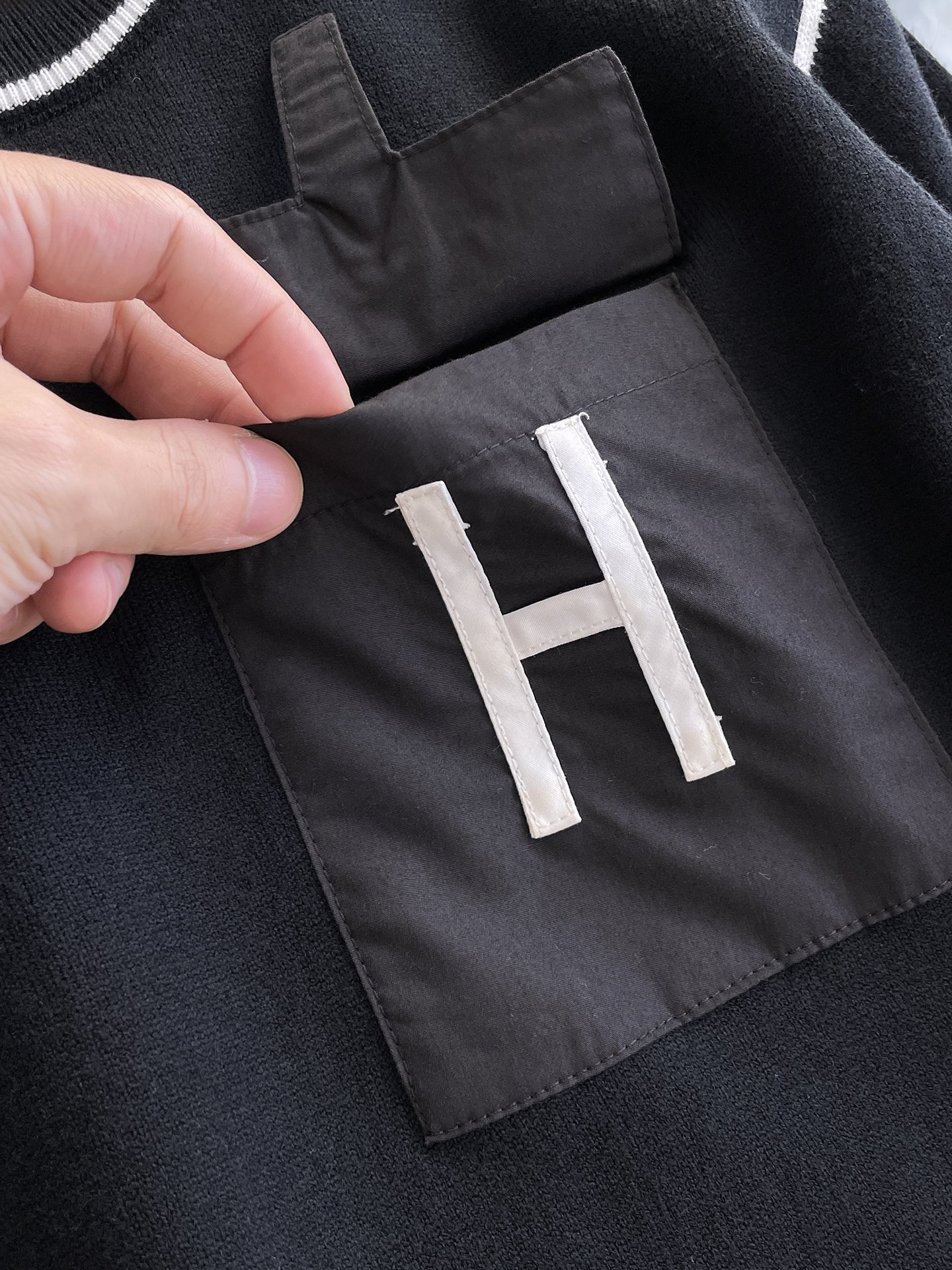 エルメス「Hermès」秋冬用ウール混紡クルーネックニットセーター