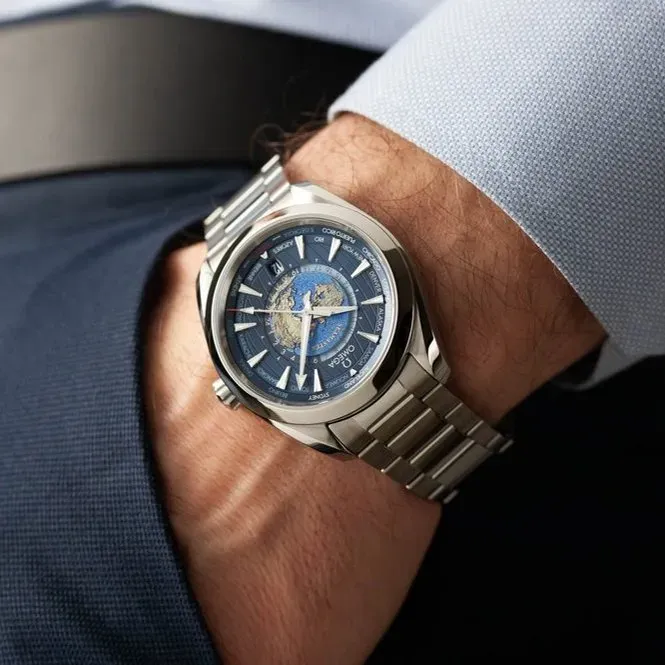 オメガ「Omega」シーマスターアクアテラGMT ワールドタイマーマスター 43MM