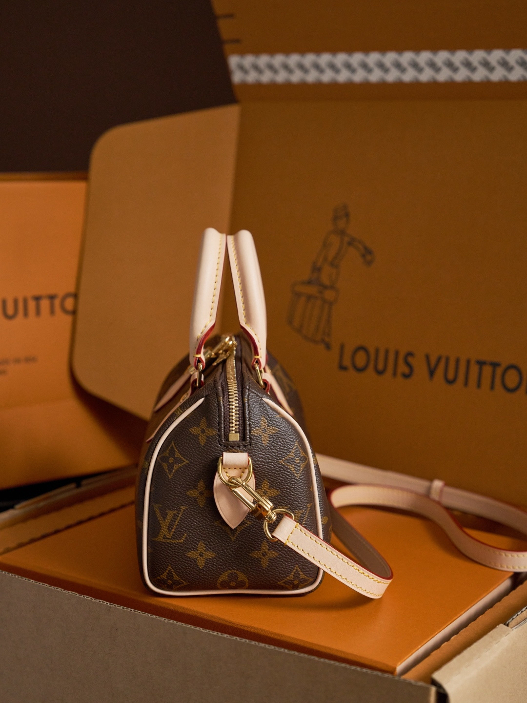 ルイ・ヴィトン「LV x TM」スピーディ･バンドリエール 20