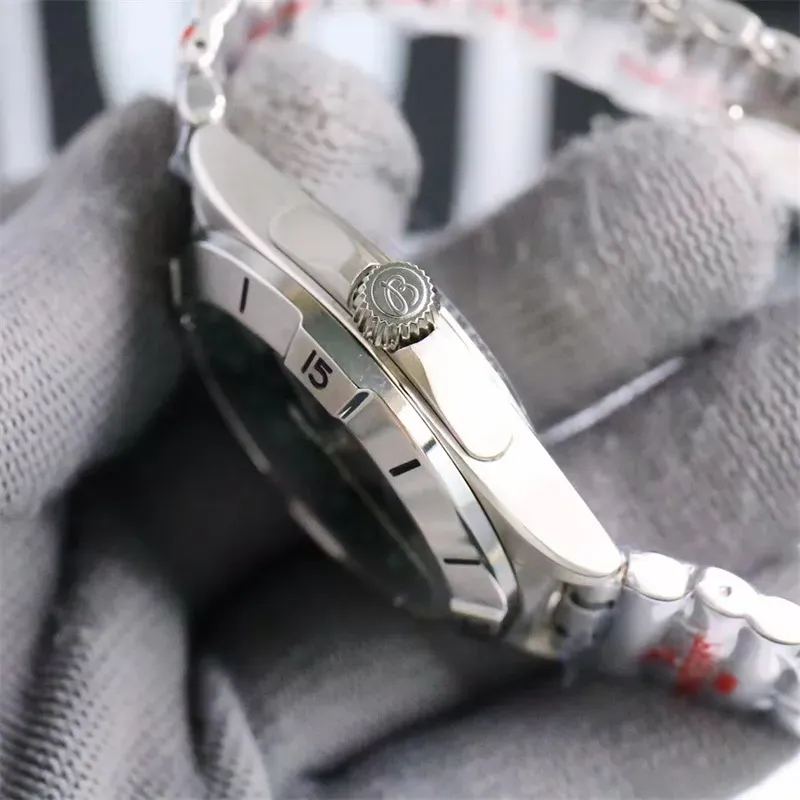 ブライトリング「Breitling」メカニカルクロノグラフ BLSシリー40MM