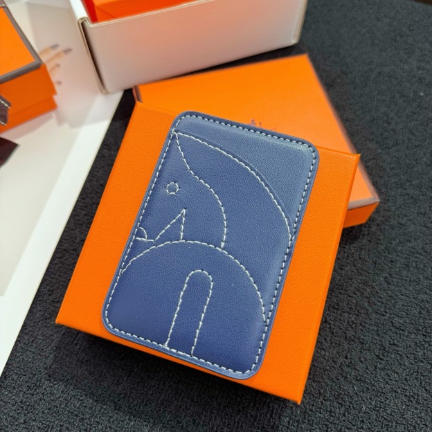 【限定新入荷】エルメス Cheval MagSafe 本革カードケース「12 シリーズ以降全 iPhone 対応」