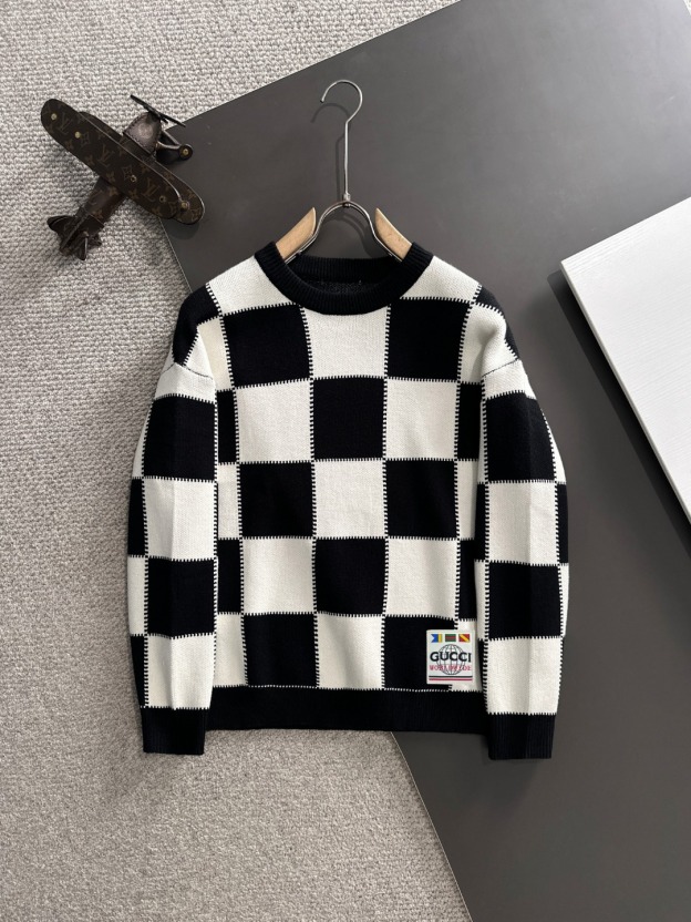 グッチ「Gucci」秋冬に欠かせないウールニットセーター
