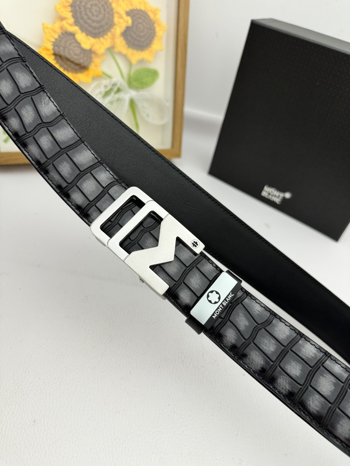 【厳選在庫】Montblanc ビジネスマン正装ベルト「全長約 100cm」
