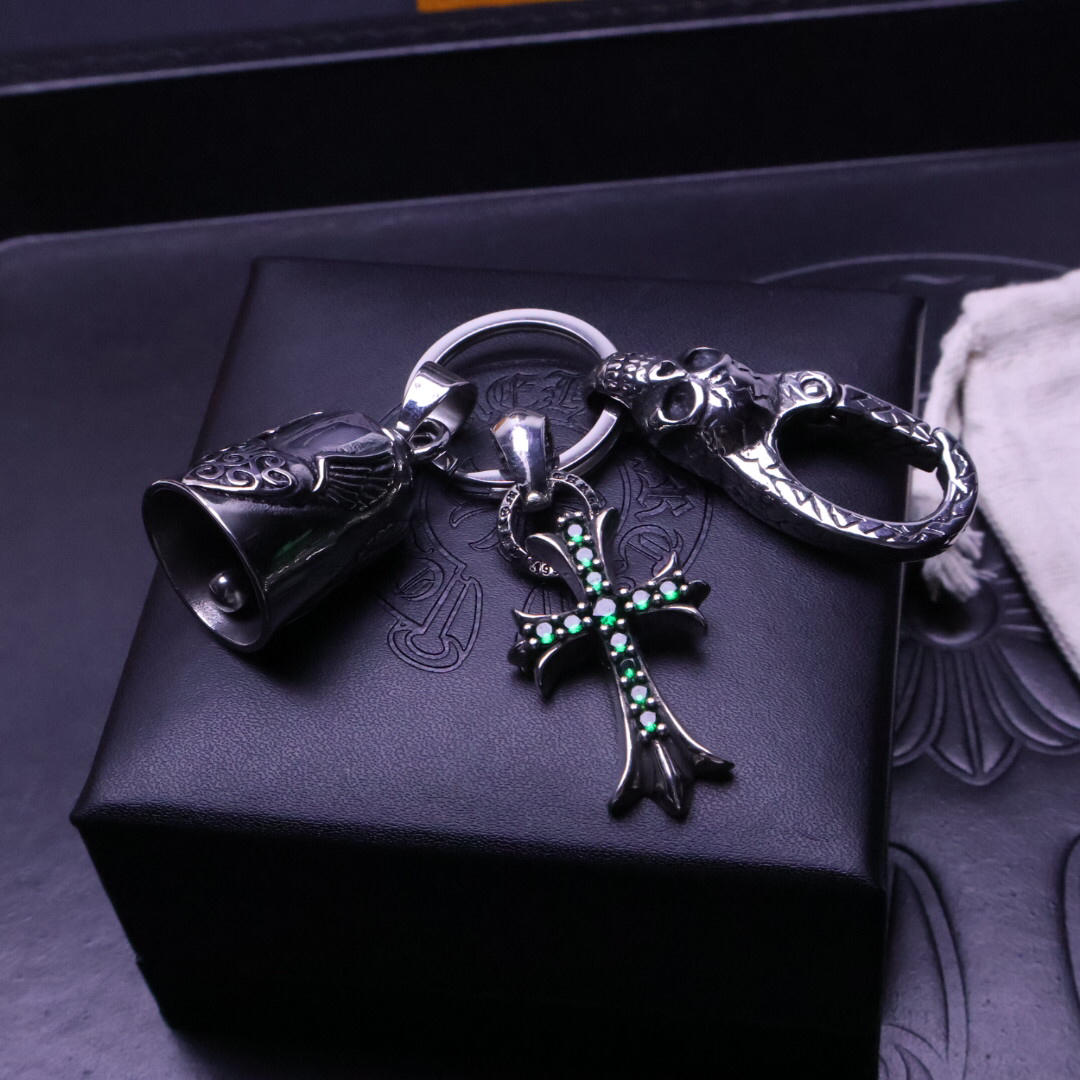 クロムハーツ「Chrome Hearts」キーホルダー＆バッグチャーム - トレンドシンボル
