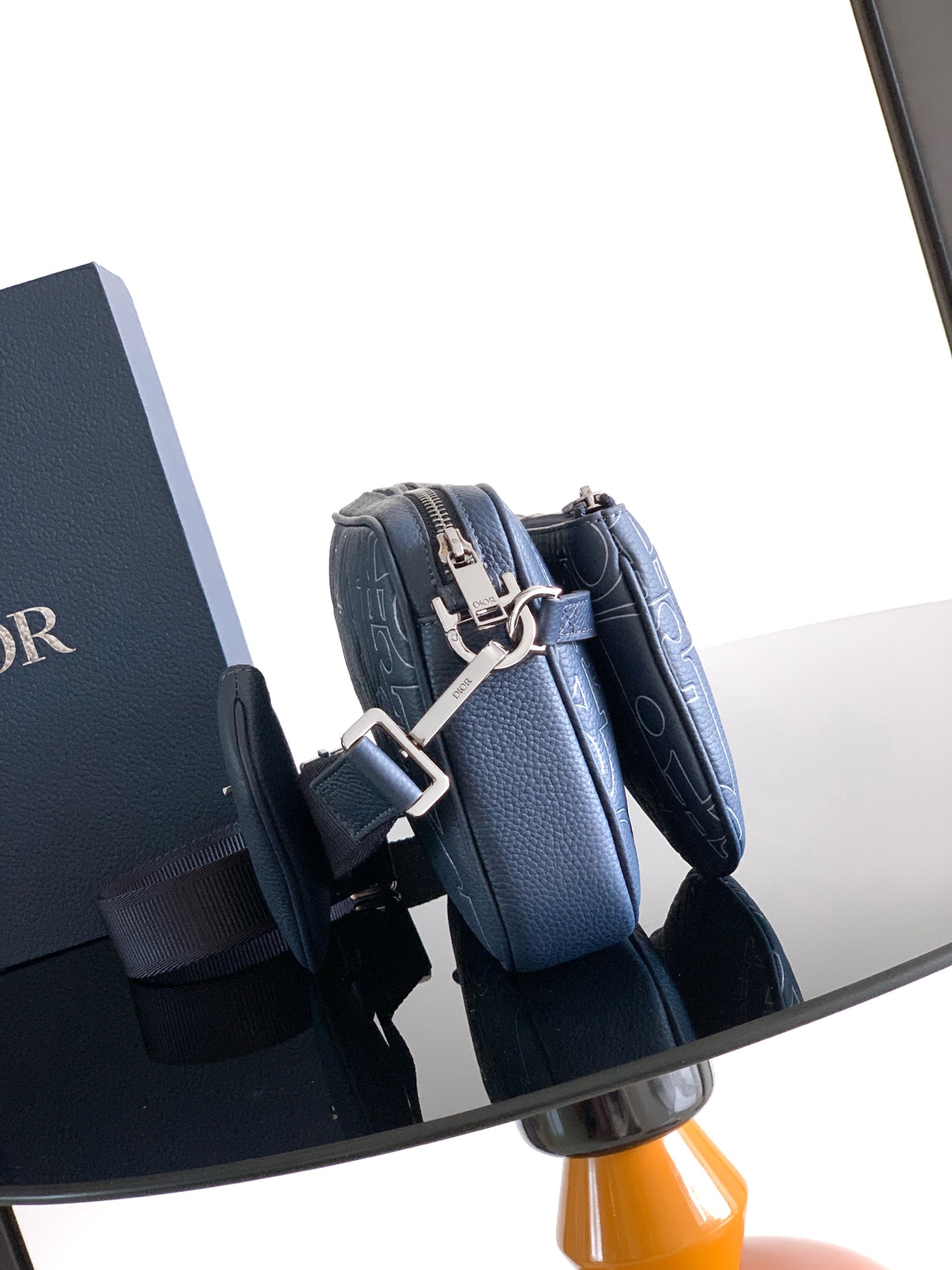 ディオール「Dior」サドル トリプル ポーチ ネイビー グラビティ アウトライン