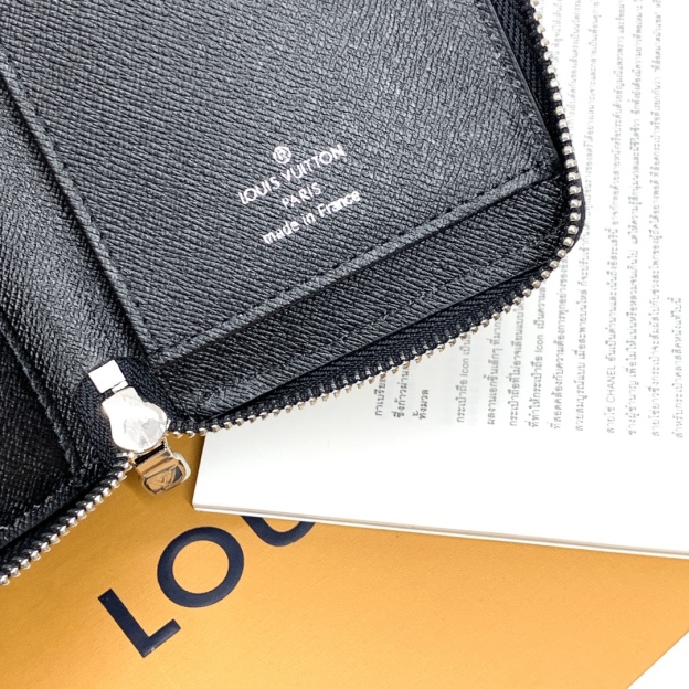 ルイ・ヴィトン ジッピー ウォレット･ヴァーティカル