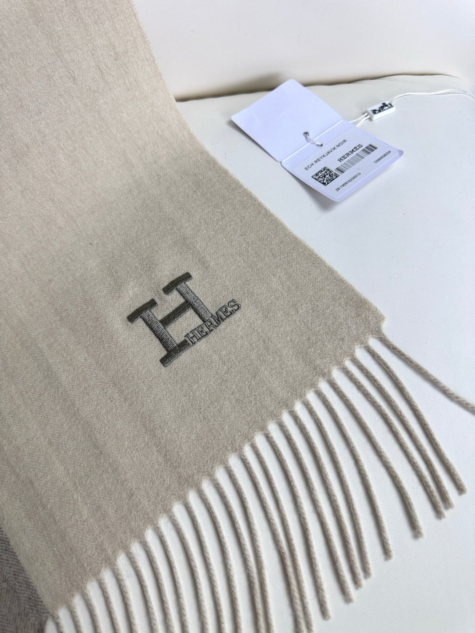 【定番人気】エルメス 秋冬新作ファッションアイテム マフラー