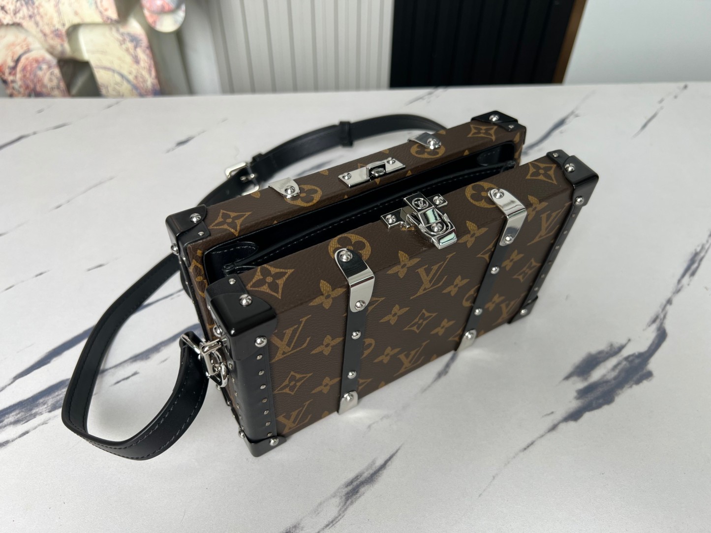 ルイ・ヴィトン「Louis Vuitton」Neo Wallet Trunk メッセンジャーバッグ