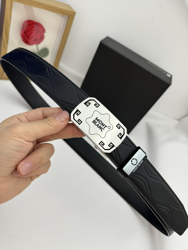 【厳選在庫】Montblanc ビジネスマン正装ベルト「全長約 100cm」