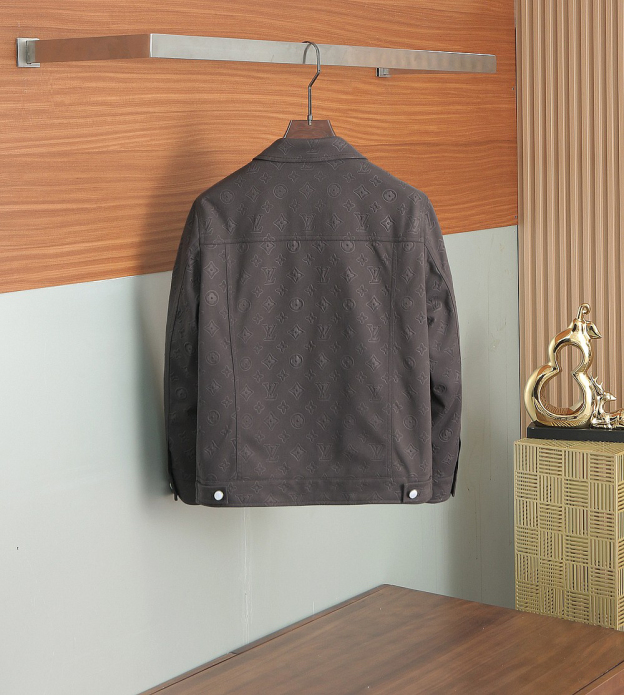 ルイ・ヴィトン「Louis Vuitton」秋冬コレクション クイルテッド ジャケット