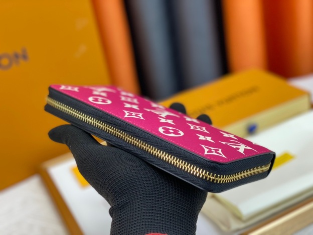 ルイ・ヴィトン ジッピー･ウォレット「スプリング・イン・ザ・シティ」