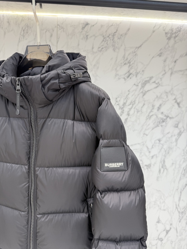 バーバリー「Burberry」秋冬ファッションフード付きダウンジャケット