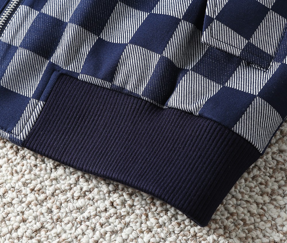 ルイ・ヴィトン「Louis Vuitton」秋冬コレクション クイルテッド ジャケット