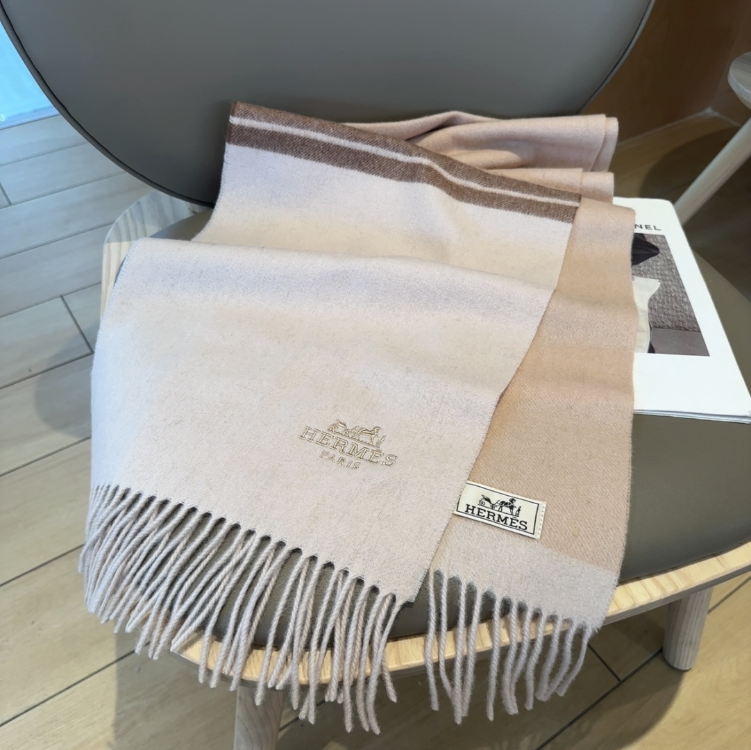 【定番人気】エルメス 秋冬新作ファッションアイテム マフラー