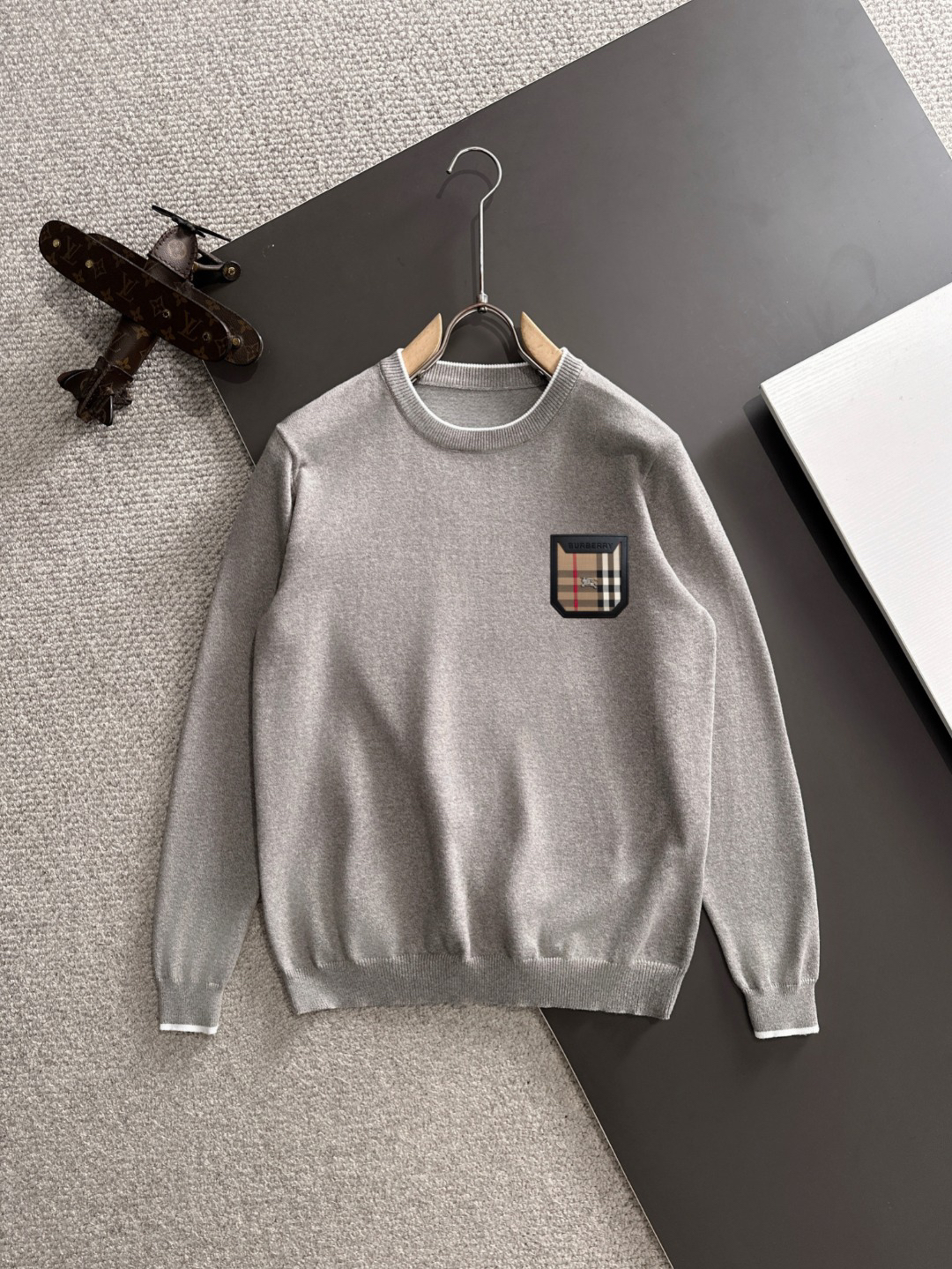 エルメス「Hermès」秋冬用ラウンドネックニットセーター