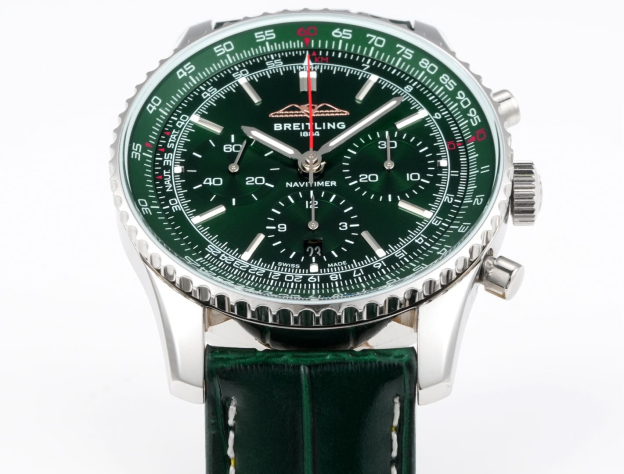 ブライトリング「Breitling」ナビタイマー B01 クロノグラフ 腕時計 43MM