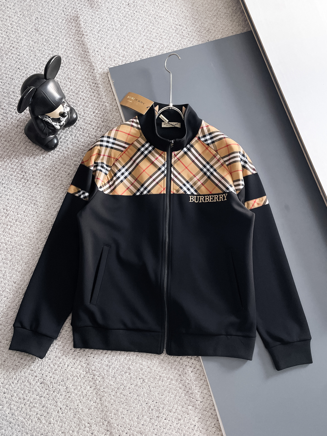 バーバリー「Burberry」秋冬 メンズ  カジュアルスポーツセット