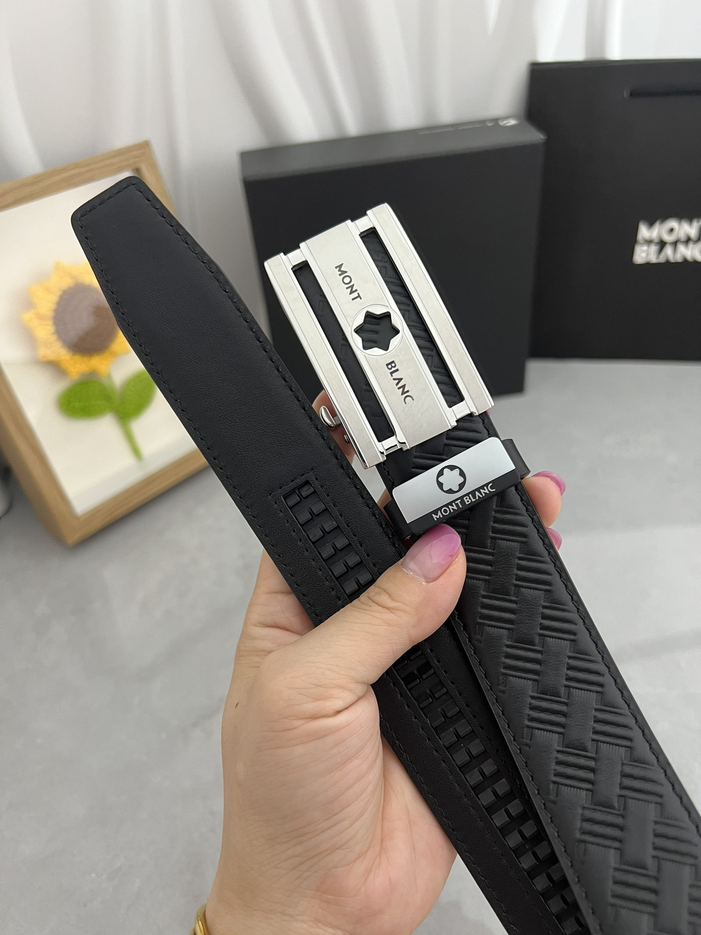 【厳選在庫】Montblanc ビジネスマン正装ベルト「全長約 100cm」