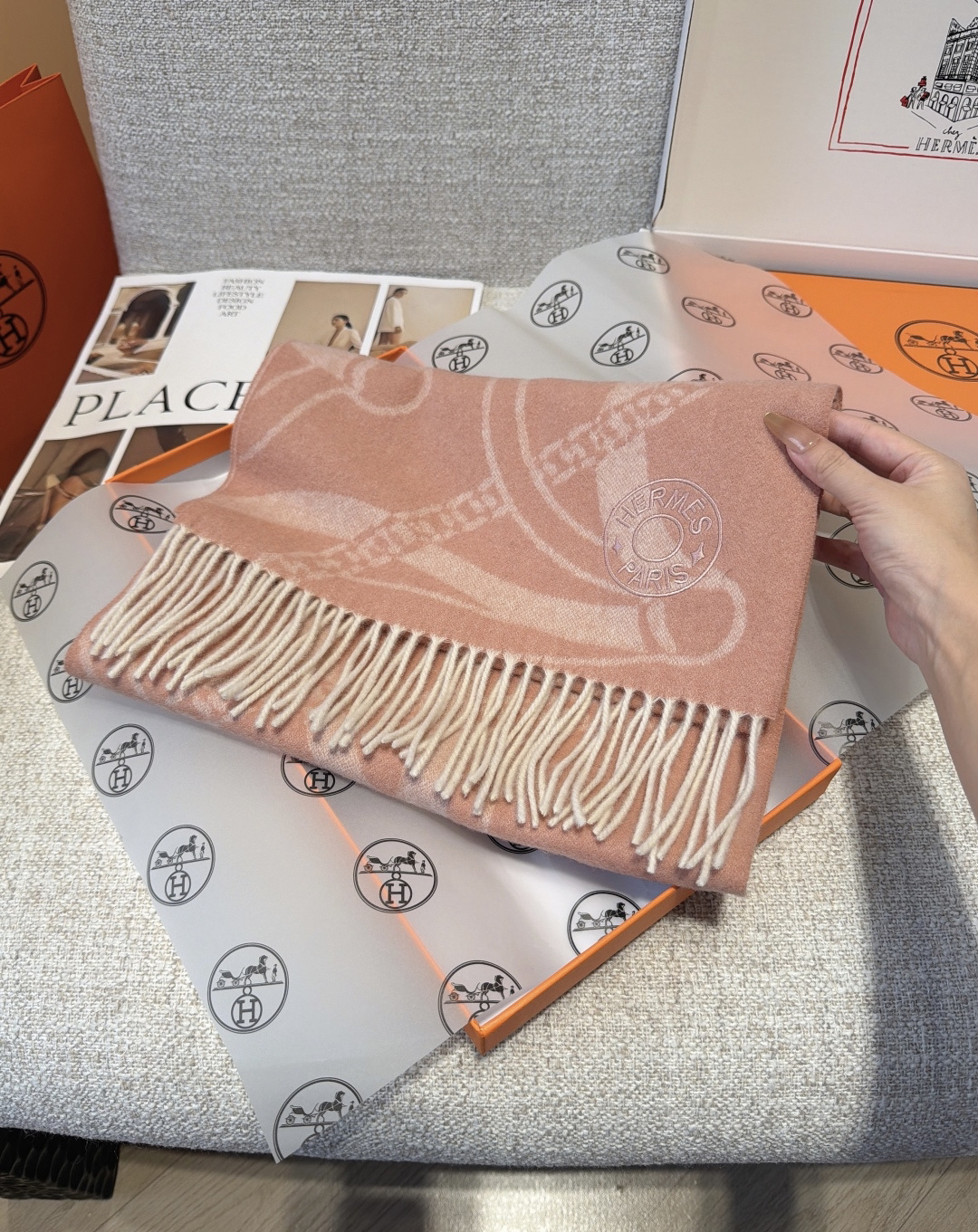 【定番人気】エルメス 秋冬新作ファッションアイテム マフラー