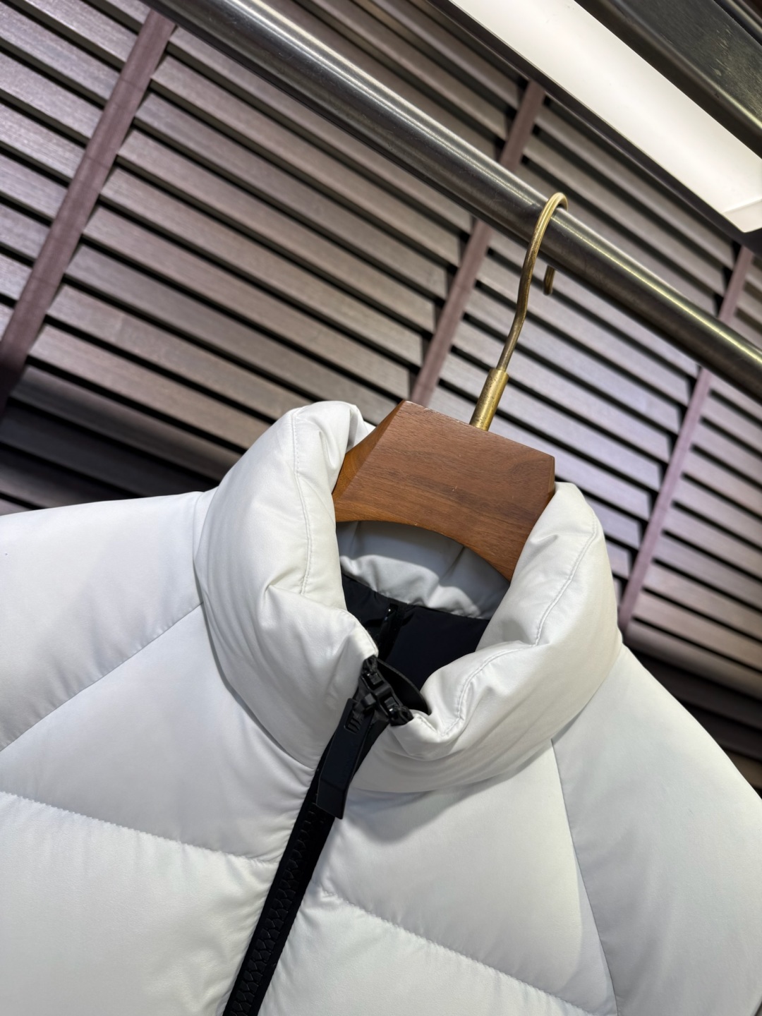 モンクレール 秋冬メンズ スタンドカラーダウンジャケット