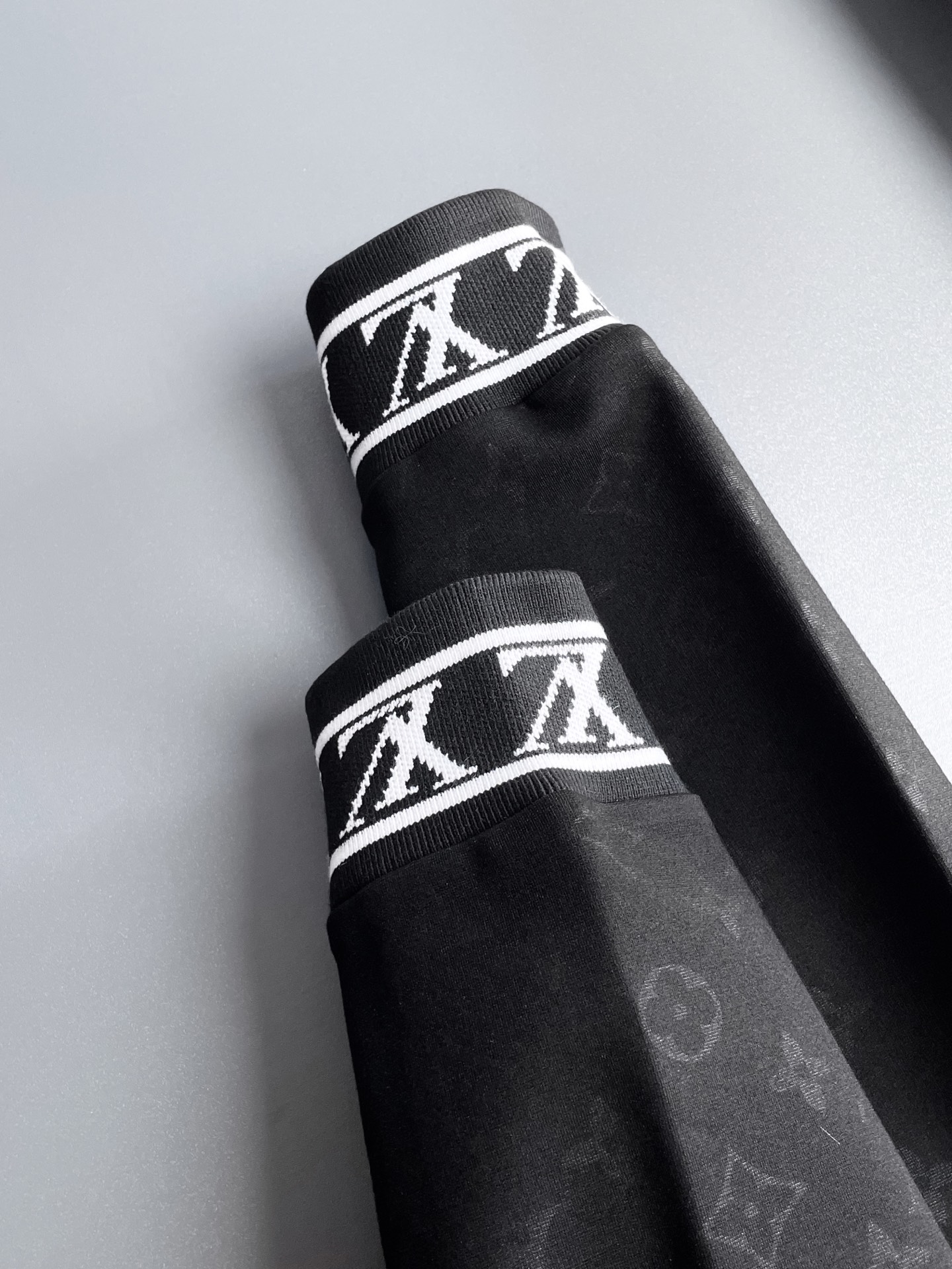 ルイ・ヴィトン「Louis Vuitton」メンズ  カジュアルスポーツセット